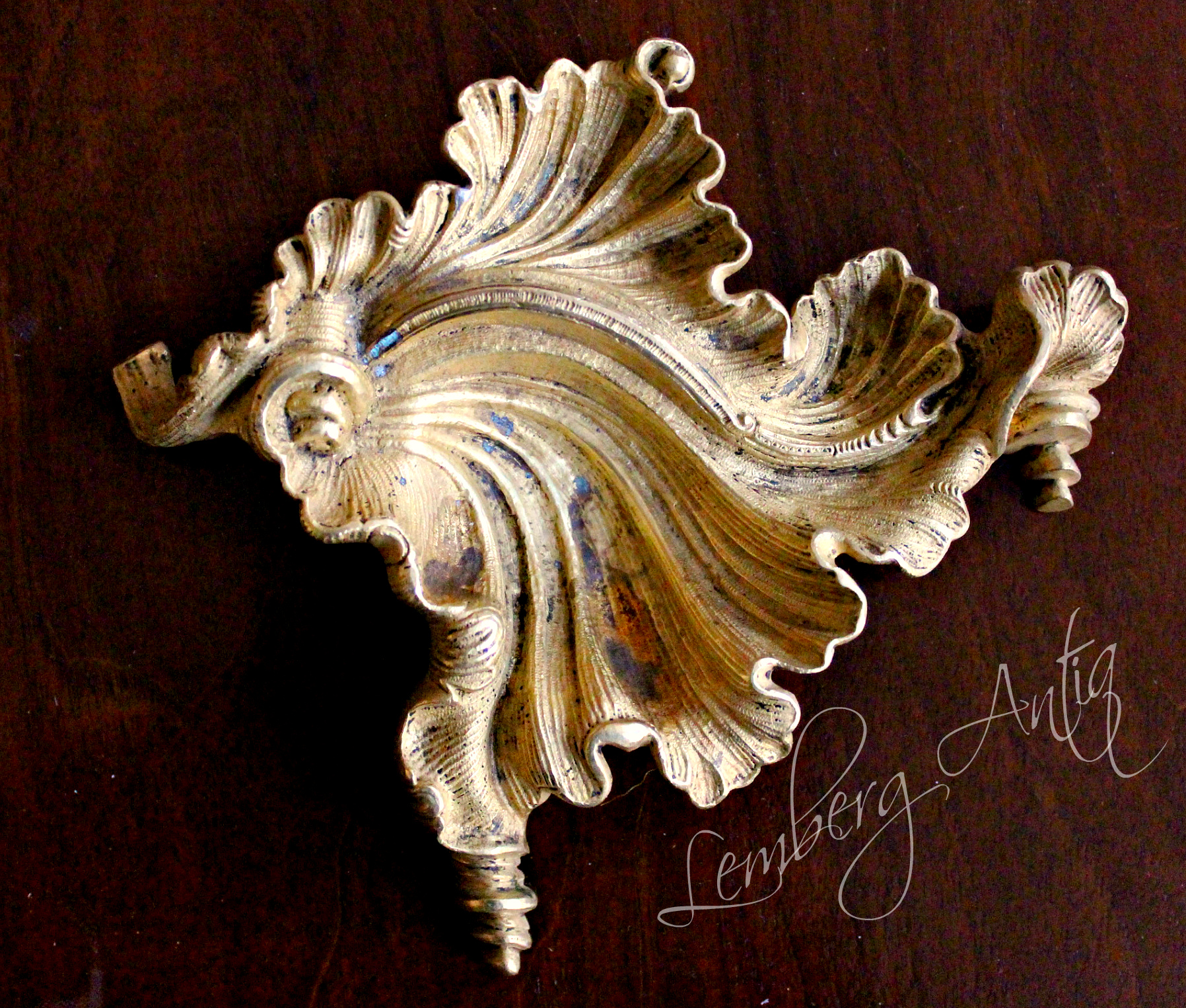 Дореволюційна попільниця  Куса